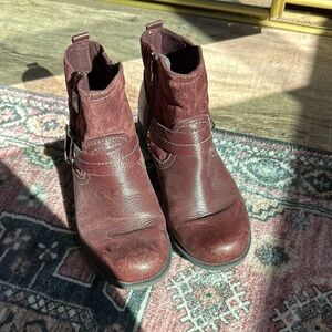 Stylish Women's Brown Ankle Boots